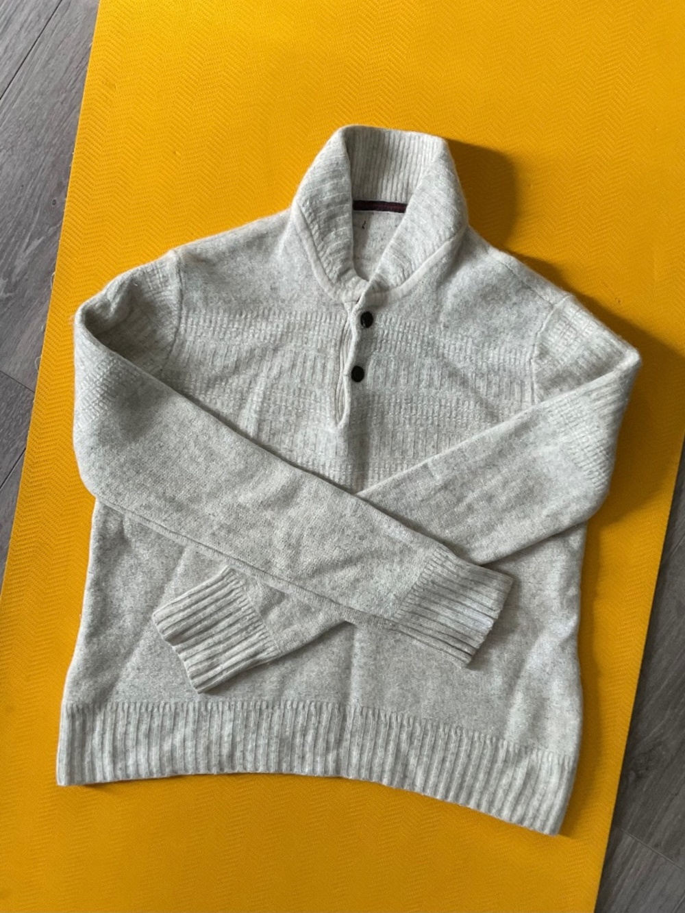 Thick, luxury wool cashmere blended sweater